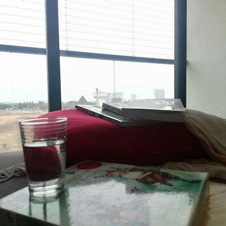 The Raffles Suites Johor Bahru Bagian luar foto